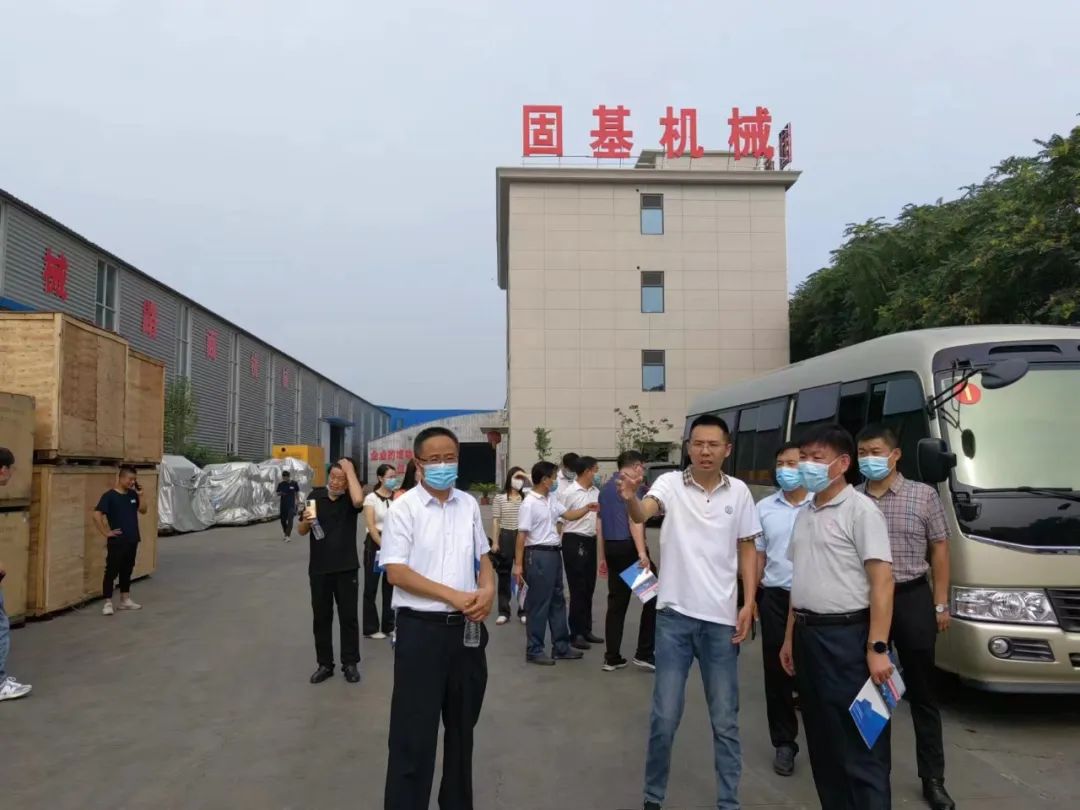 The leaders of Gaocheng CPPCC in Shijiazhuang and his party came to our company to guide our work.